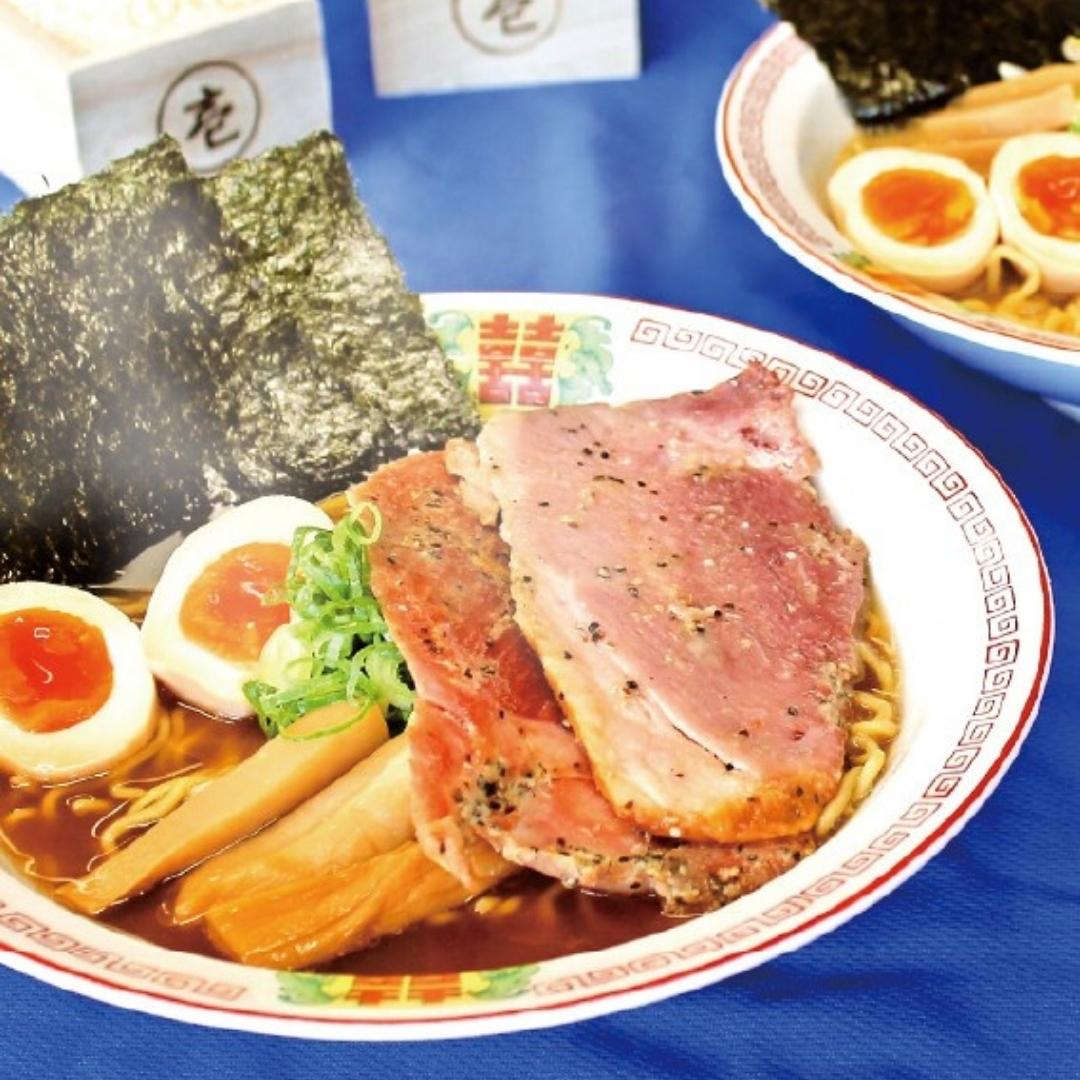 黄金比拉麺　醤油味噌　(2食入×2袋　–　うまたま　チャーシュー付)　北海道のお取り寄せ地元市場